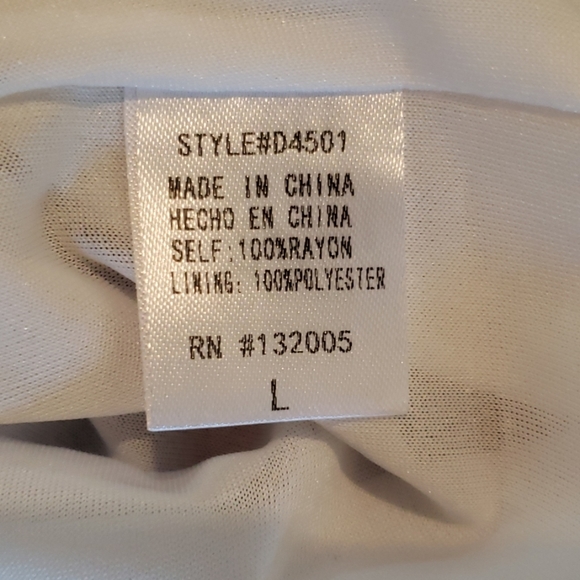 entro Cold-Shoulder Dress with Lace Sleeves Size Large - Picture 5 of 8